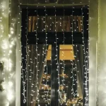 Home KAF 210LC LED-es fényfüggöny, 2x1 m / 210 db hidegfehér LED, fehér vezeték, állófényű, hálózati adapter, kül- és beltéri kivitel KAF 210LC Csak ma