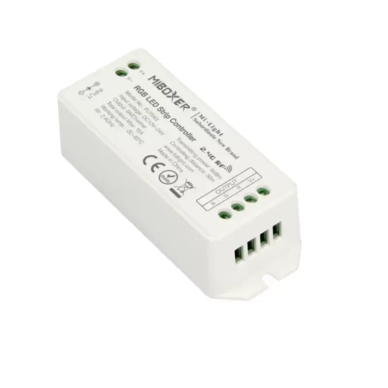 Különleges ajánlat 3in1 (RGB /RGBW /RGB-CCT) vezérlő , univerzális csoport (zóna) vezérlő , group control , SMART , MESH , WIFI+2.4G , Miboxer (Mi-Light) , FUT043+