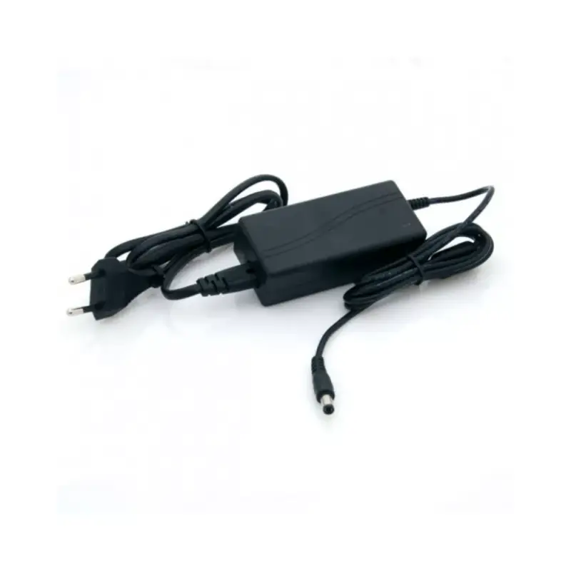 Olcsó LED tápegység , 12 Volt , 60 Watt , 5A , dugvillás