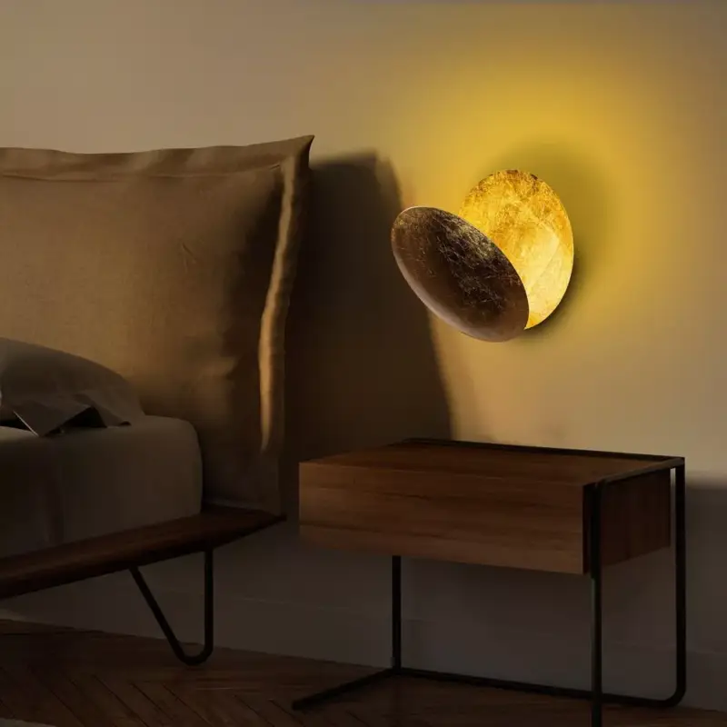 Elegáns arany fali lámpa, fém ház, 25 x 25 x 16 cm | SMD LED 5W 3000K | Stílusos világítás a modern lakberendezéshez, IP20 besorolású, tökéletes nappali, hálószoba és folyosó hangulatához Olcsóbb