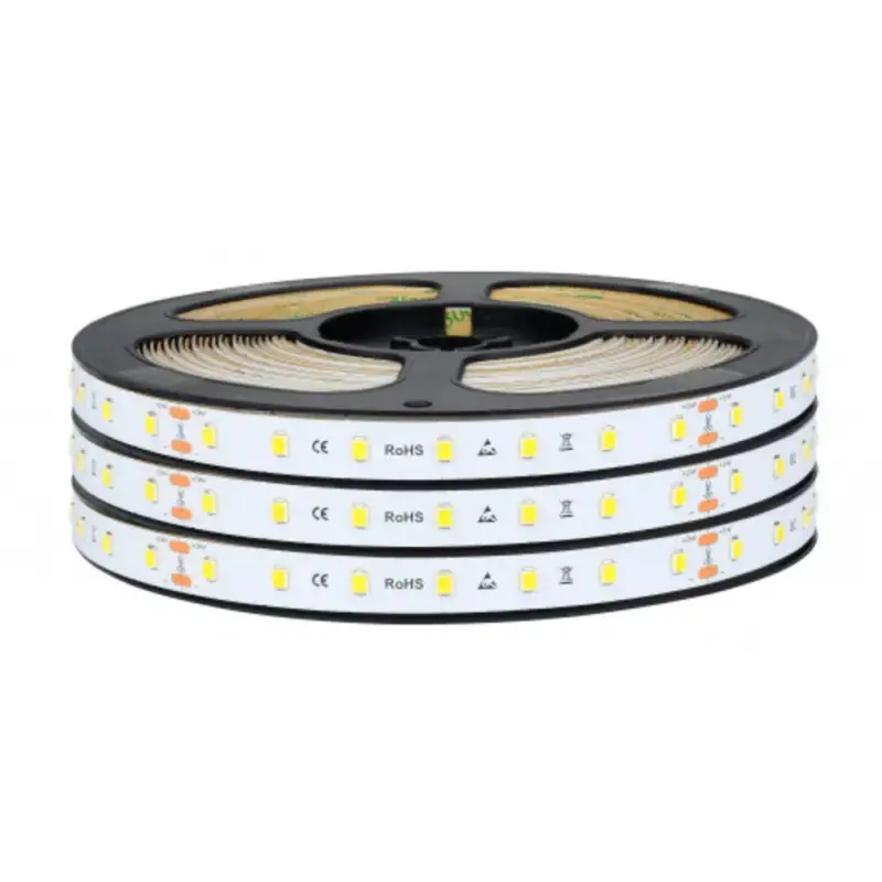 Szuper akció MARATHON LED szalag , áramgenerátoros IC-vel , 24 Volt DC , 2835 , 70 led/m , 6 W/m , meleg fehér , 140 lm/W , IP65