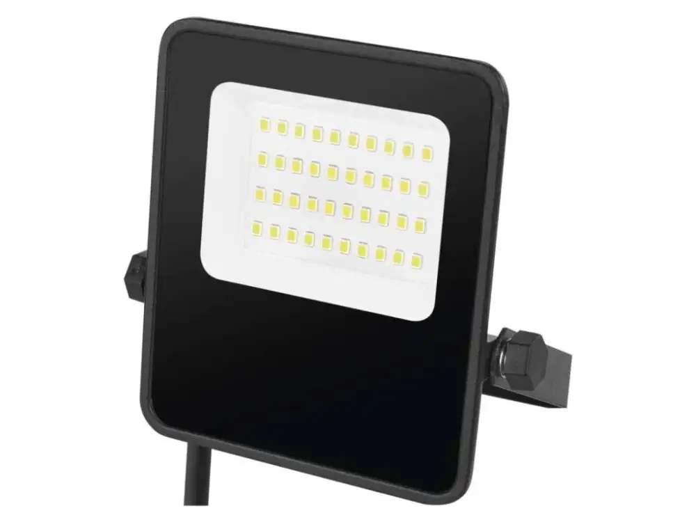 Akciós ár Fekete LED reflektor 20W 150lm/W