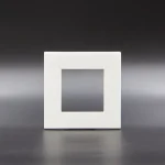 Z-Switch 1-es műanyag keret Fehér Vedd meg most