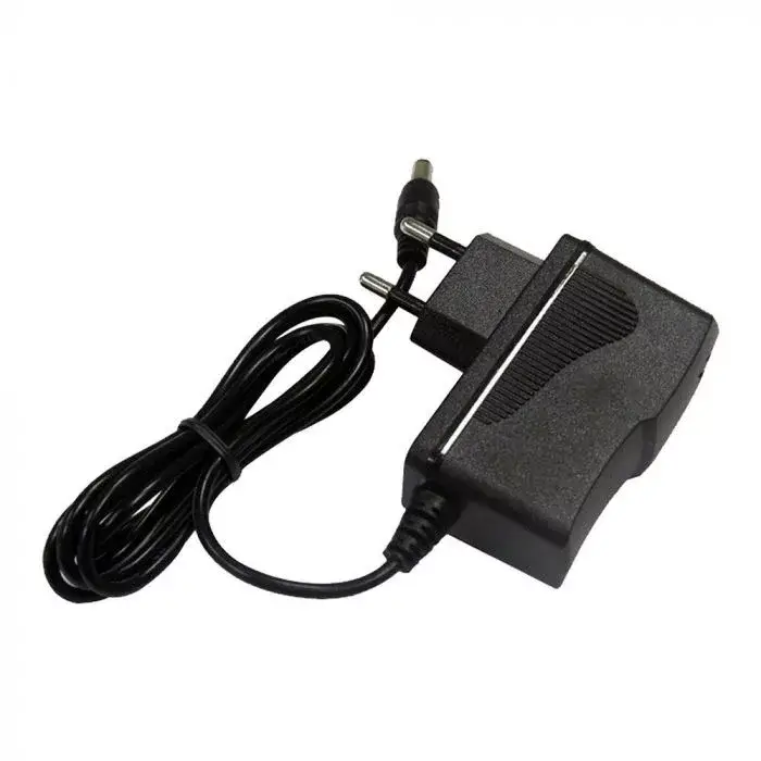 Outlet V-TAC LED Műanyagházas dugvillás tápegység 18W 1.5A 12V IP44 - 3237