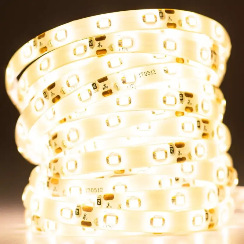 LED szalag szalag 12V 24W 300LED 2835IP65 8mm 5m Korlátozott ajánlat