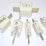 ETI késes biztositék 00 C125A 4182215 Népszerű