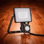 30W-os LED reflektor SMD érzékelővel, SAMSUNG chippel Akciós ár