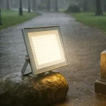 Szezonális akció LED reflektor 200W, 16450lm, IP65, 110°, fehér