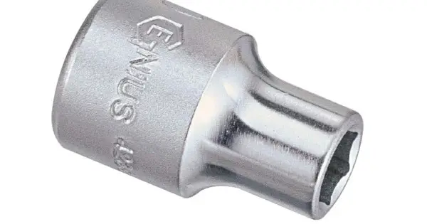 Azonnal elérhető Crowafej 24-es, 6-lapos, metrikus 1/2"